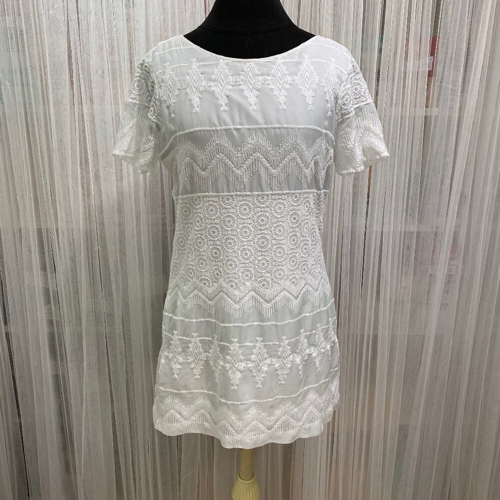 VTG Abercrombie & Fitch Medium Embroidered Shift Dress Short Sleeve White Lined